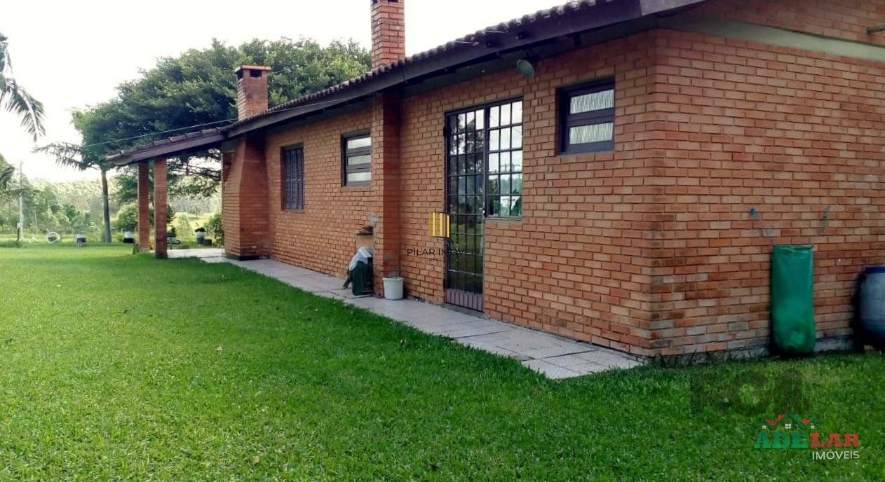 Sítio 2 dormitórios no bairro Fiuza