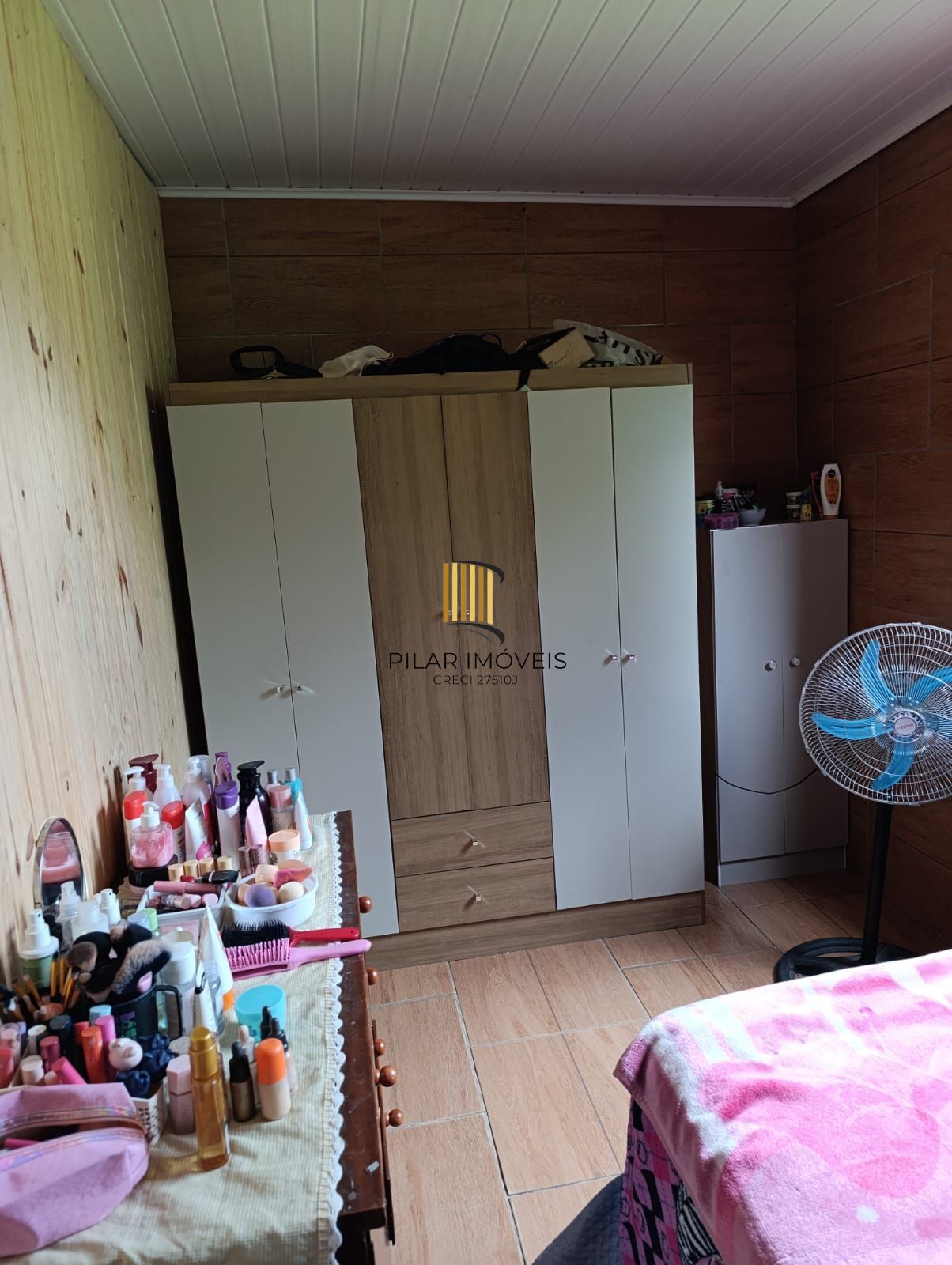 Casa 2 dormitórios no bairro Lami