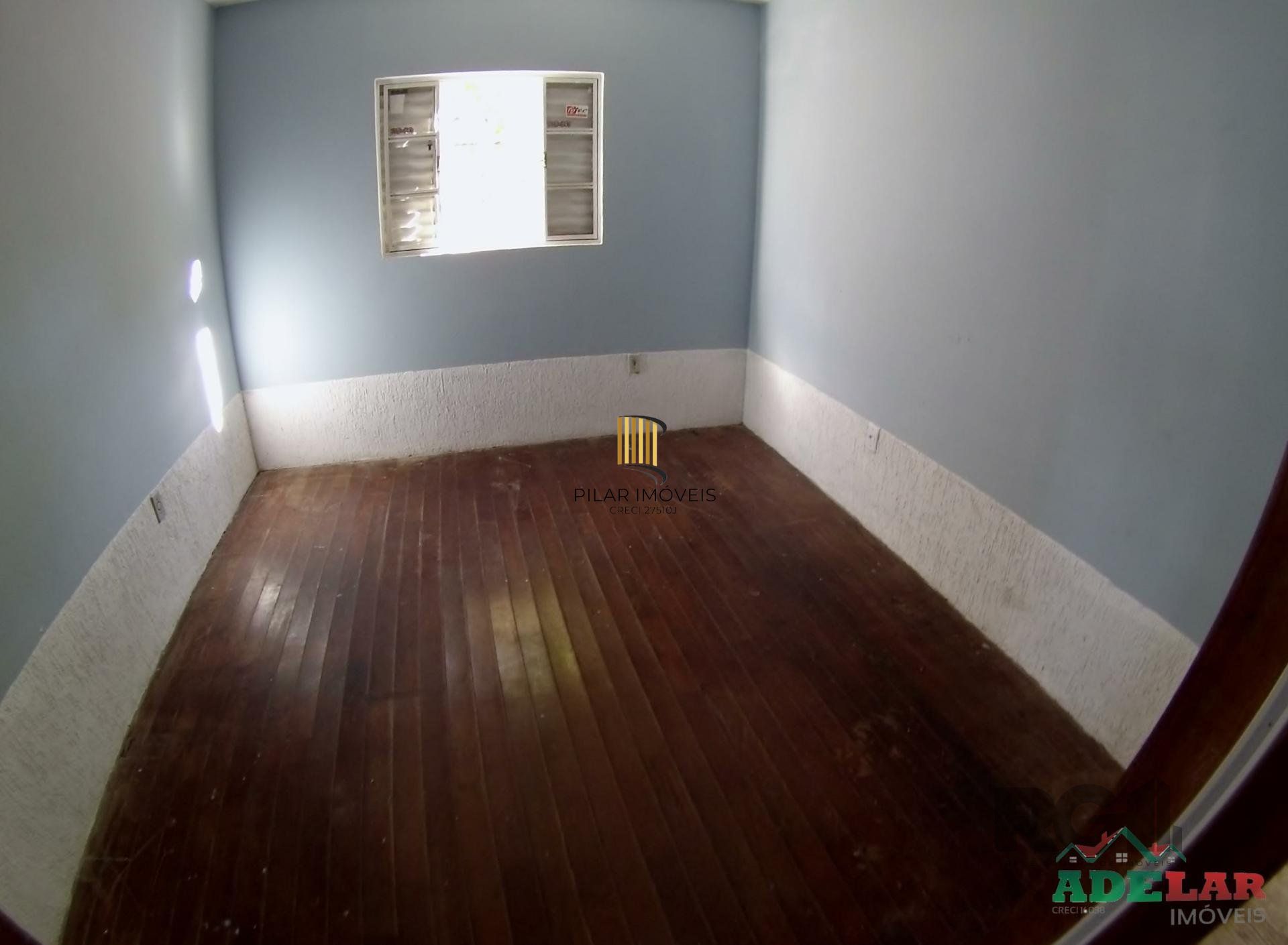 Casa 3 dormitórios no bairro Ponta Grossa