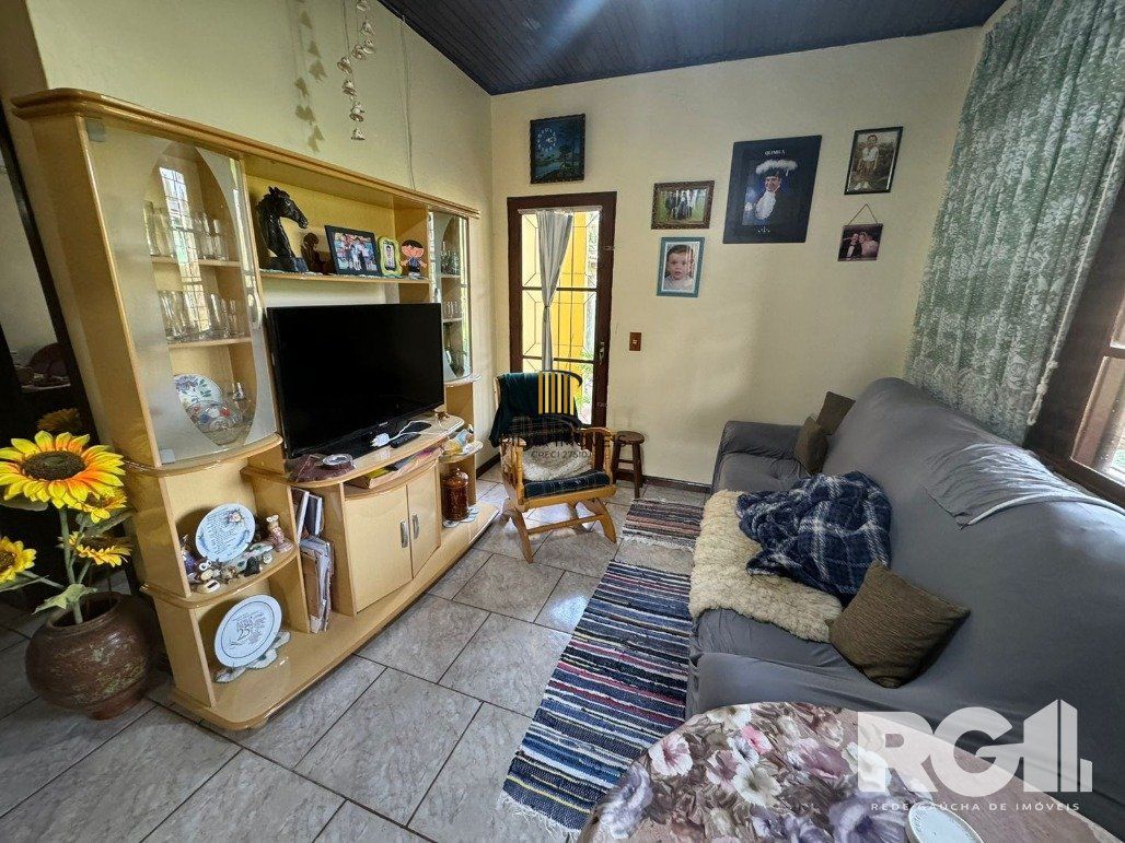 Sítio 2 dormitórios no bairro Itapuã