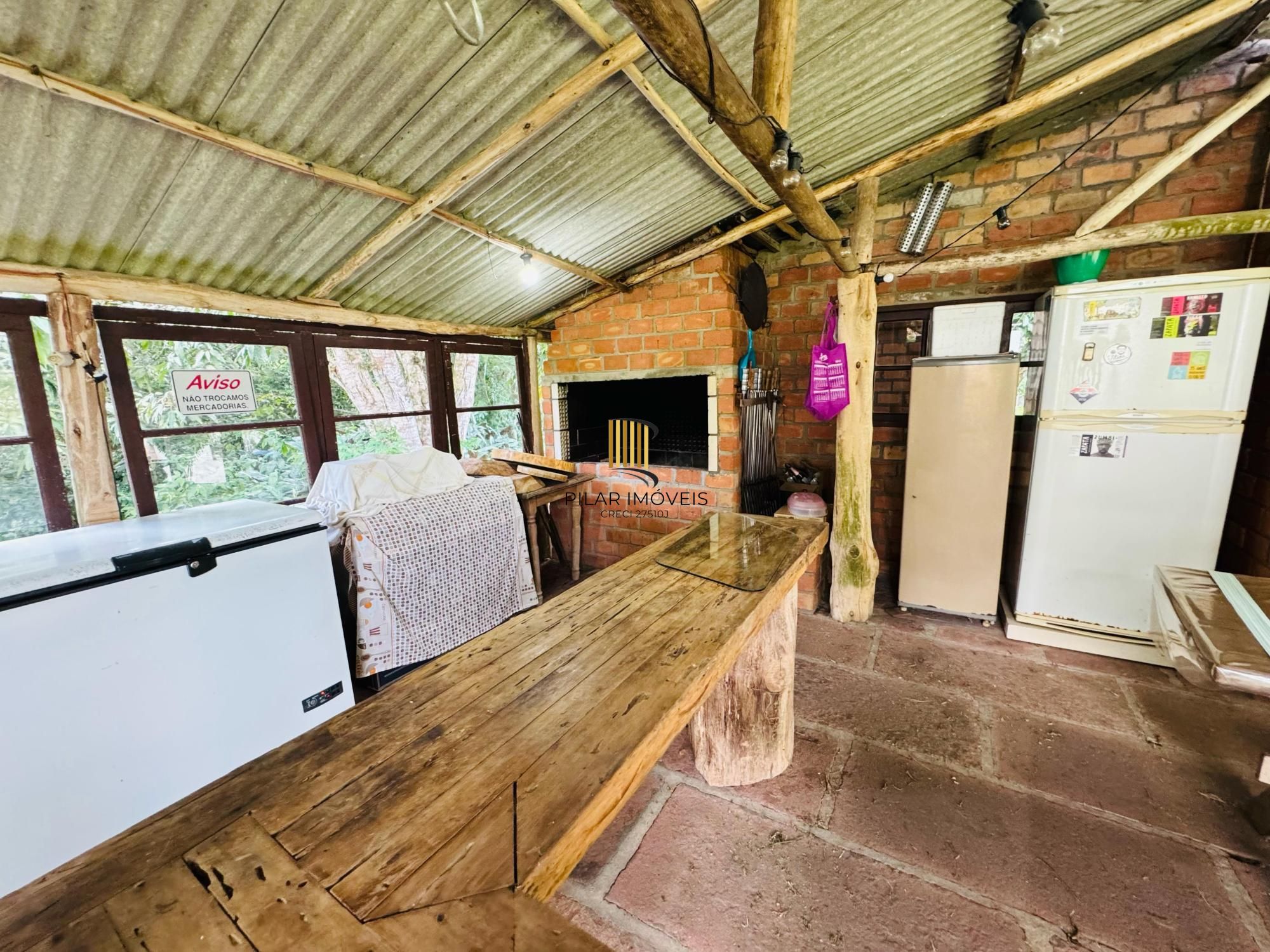 Sítio 3 dormitórios no bairro Lomba do Pinheiro