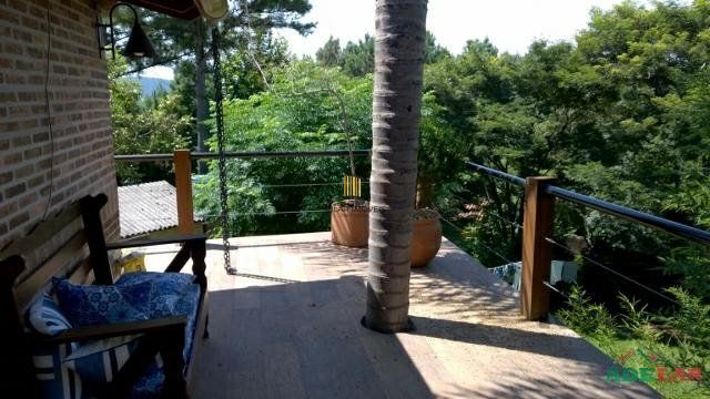 Casa 4 dormitórios no bairro Hípica