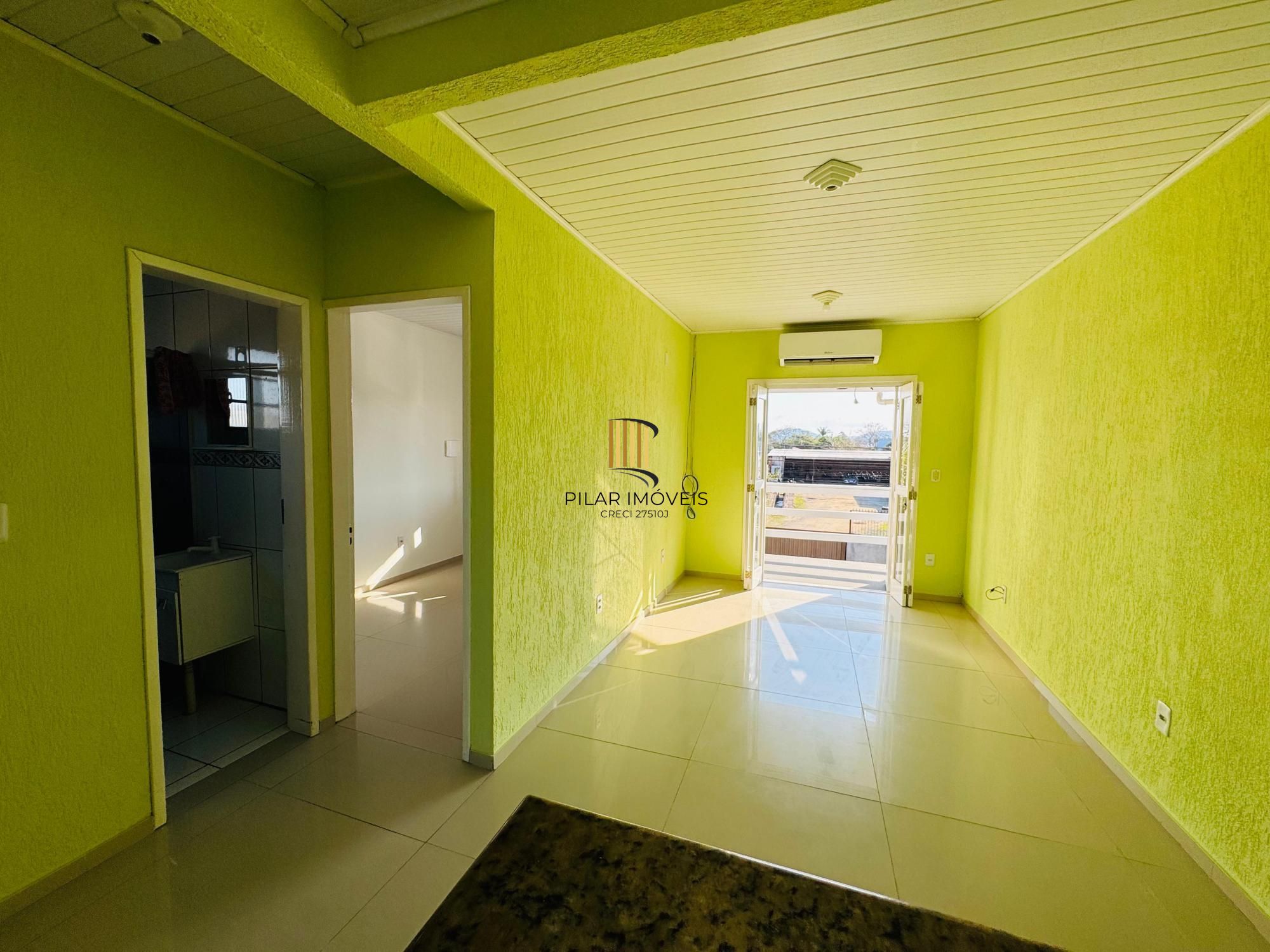 Casa 2 dormitórios no bairro Restinga