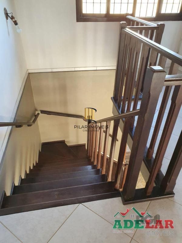 Casa 4 Dormitório(s) Bairro Ponta Grossa