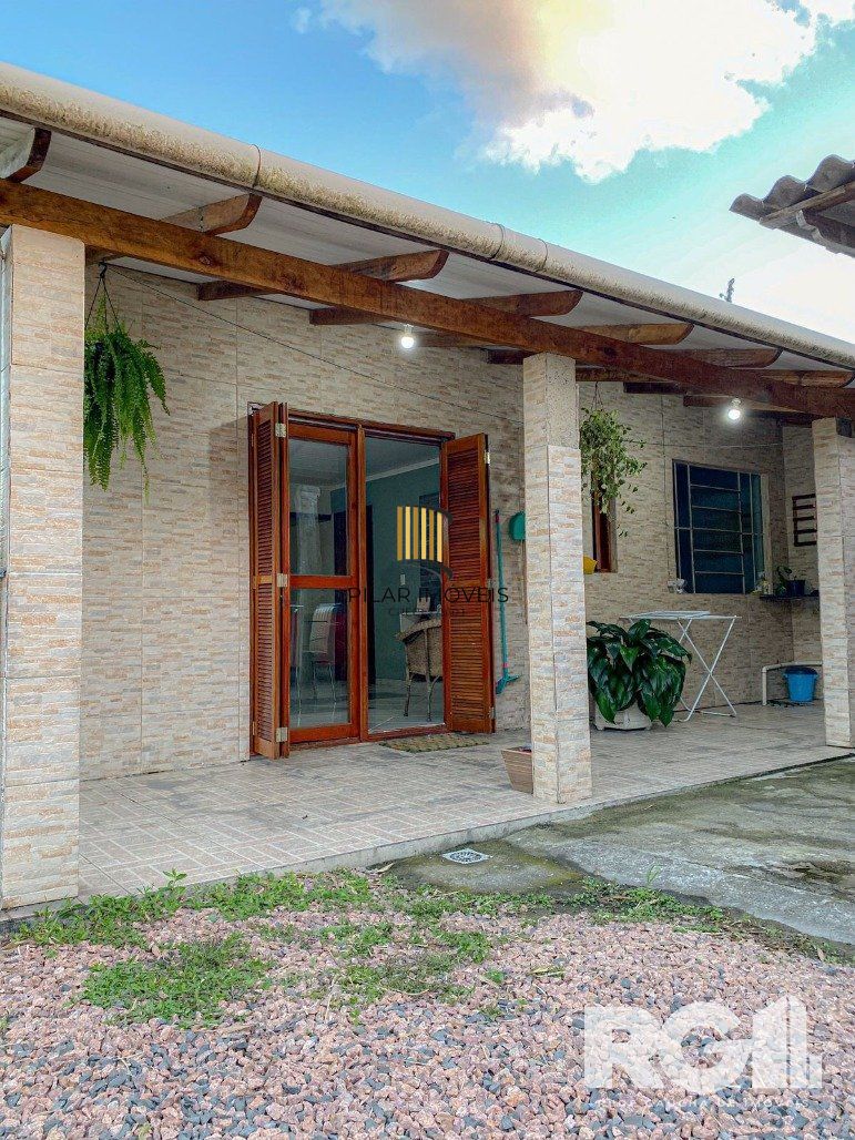 Casa 2 dormitórios no bairro Extrema