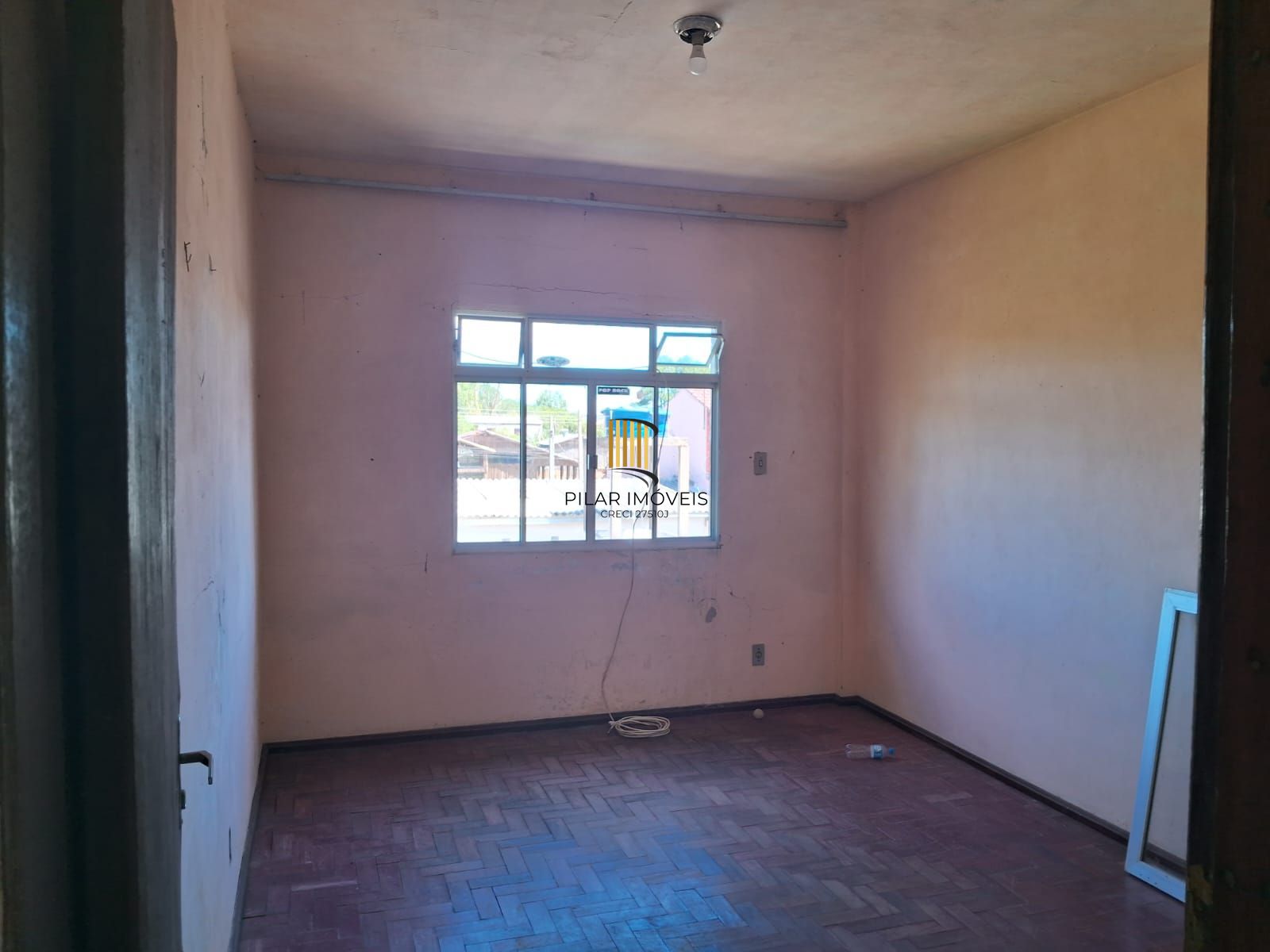 Prédio Comercial 2 dormitórios no bairro Centro (Itapuã)