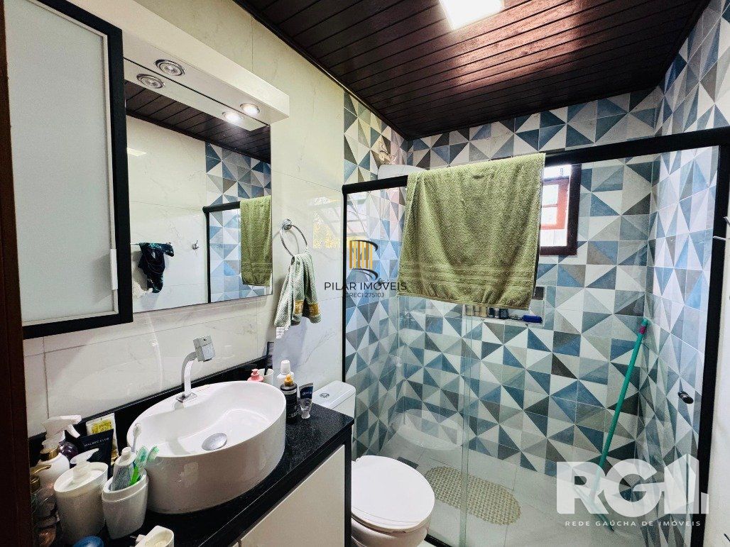 Casa 4 dormitórios no bairro Hípica