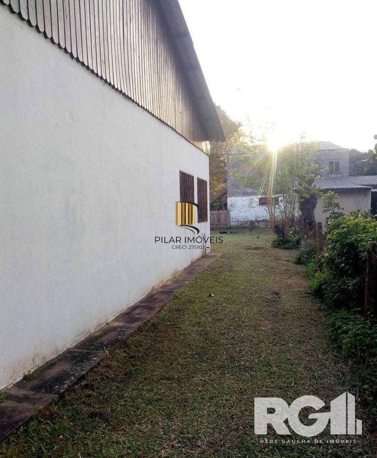 Casa 2 dormitórios no bairro Lami