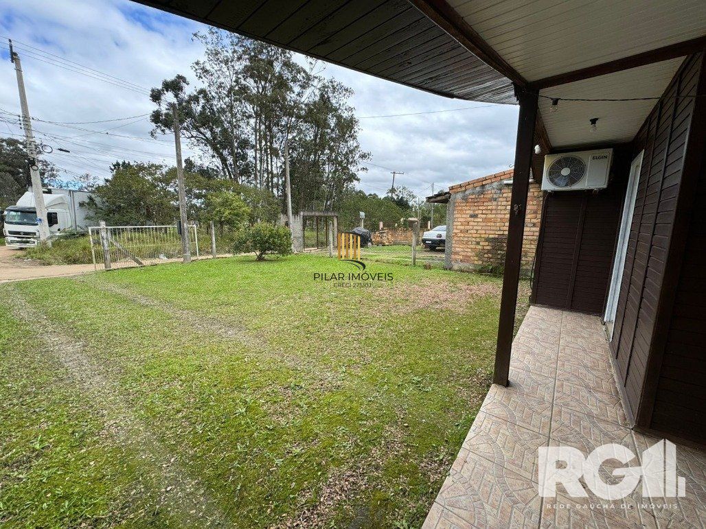 Casa 2 dormitórios no bairro Itapuã
