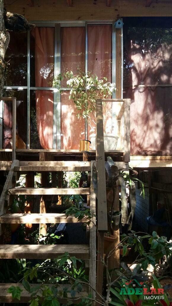 Apartamento no bairro Itapuã