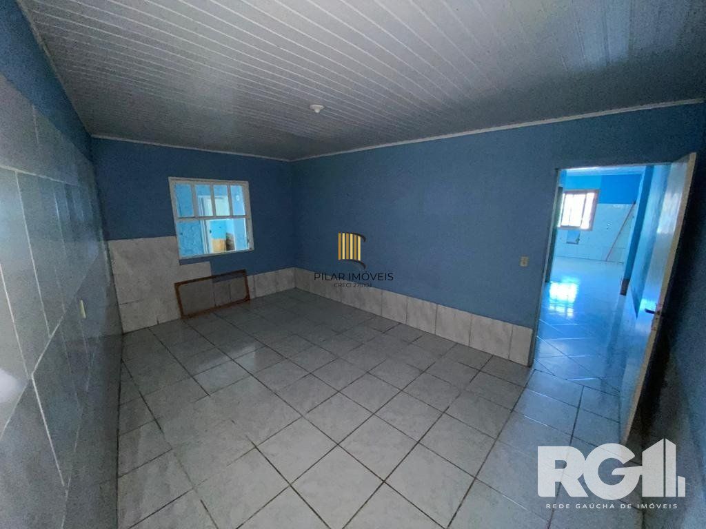 Casa 2 Dormitório(s) Bairro Restinga
