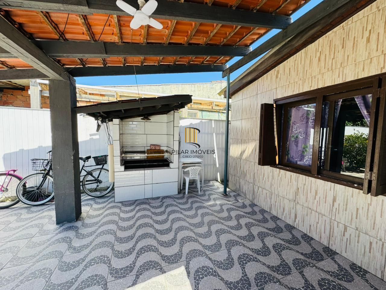 Casa 3 dormitórios no bairro Lami