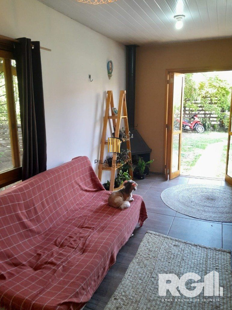Casa 3 dormitórios no bairro Hípica