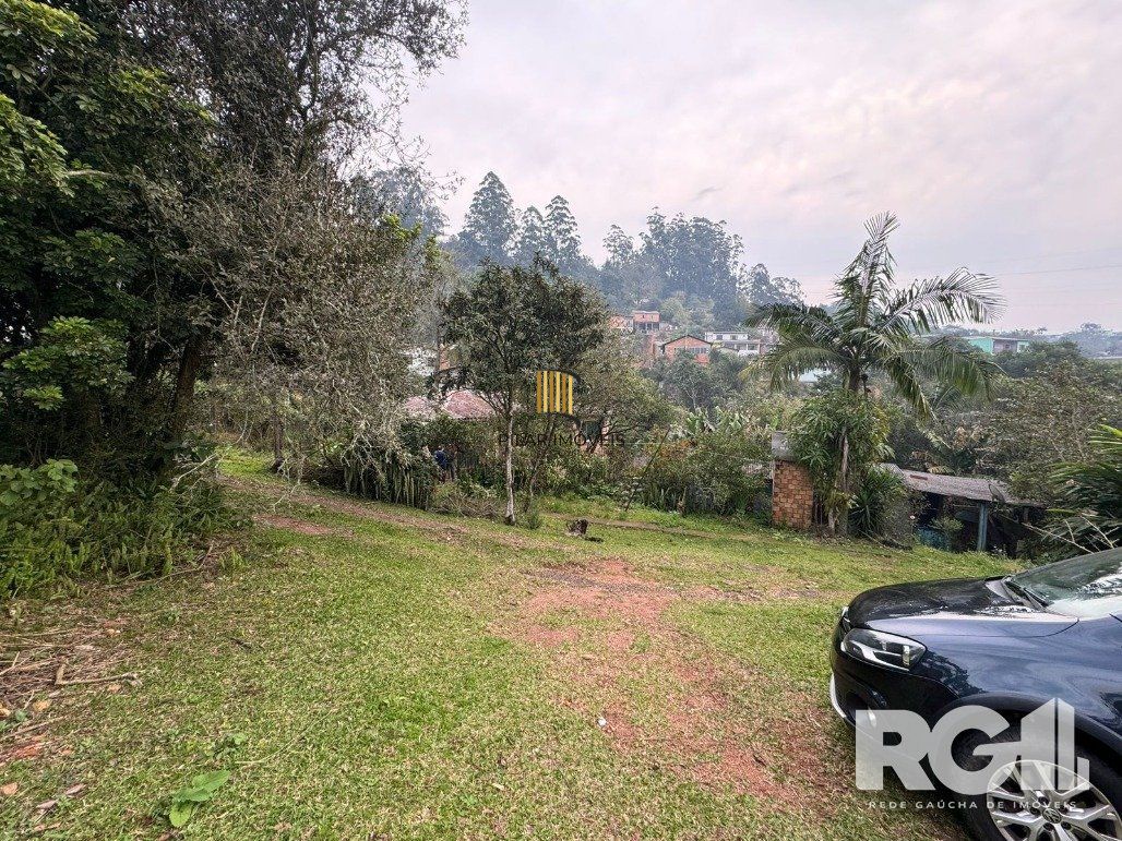 Casa 3 Dormitório(s) Bairro Cascata