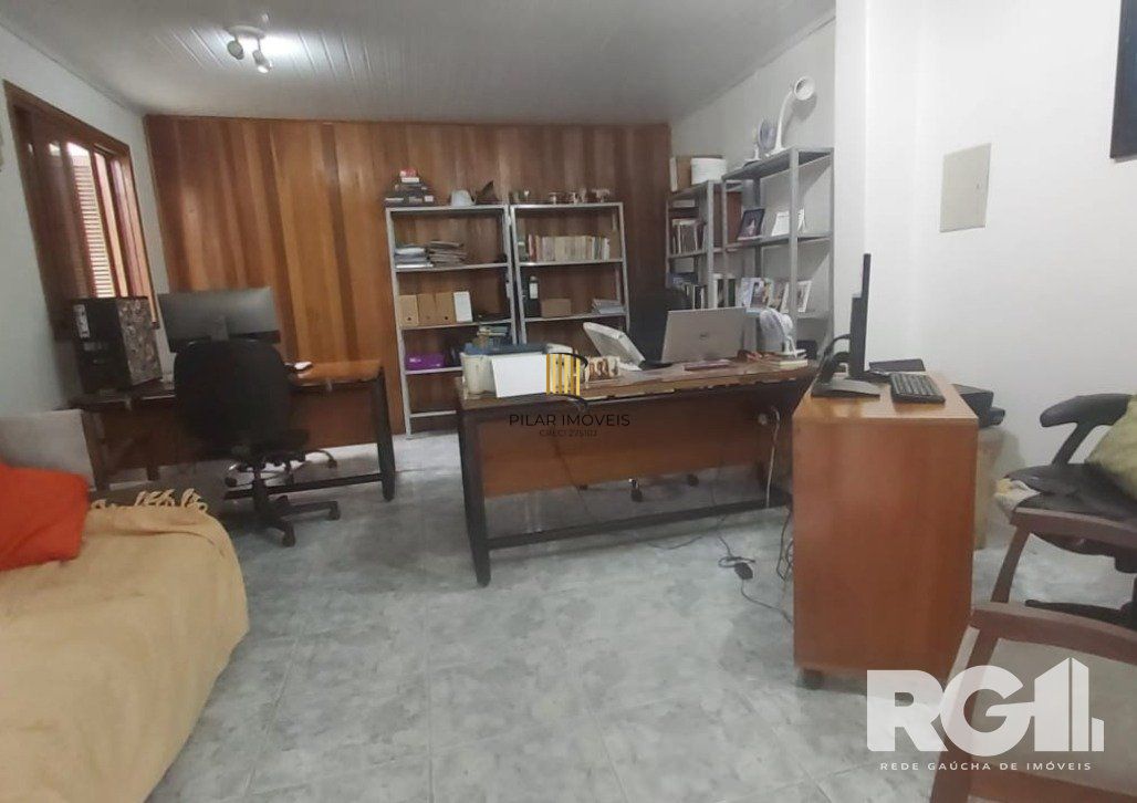 Casa 3 dormitórios no bairro Cristal