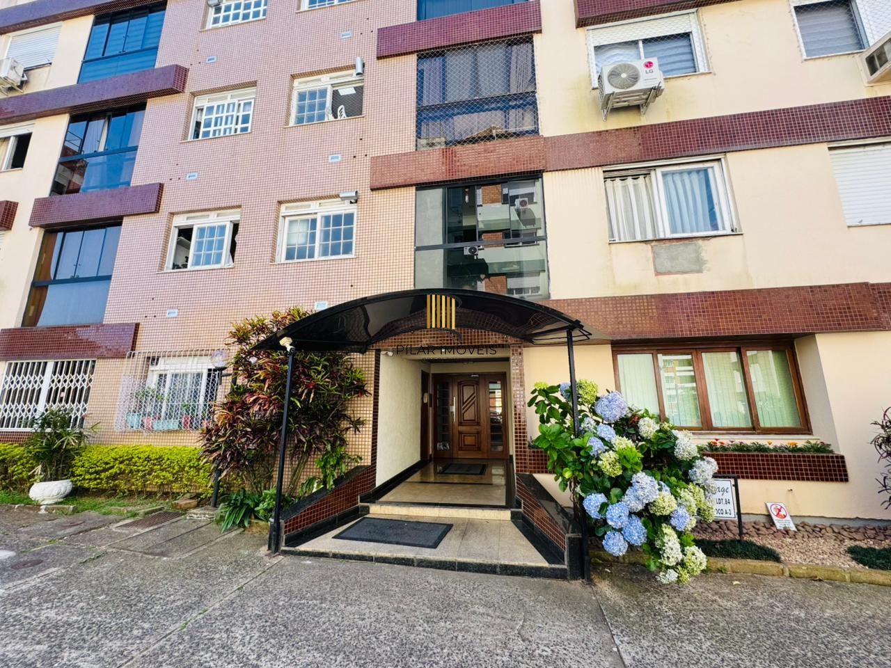 Cobertura 3 dormitórios no bairro Cavalhada