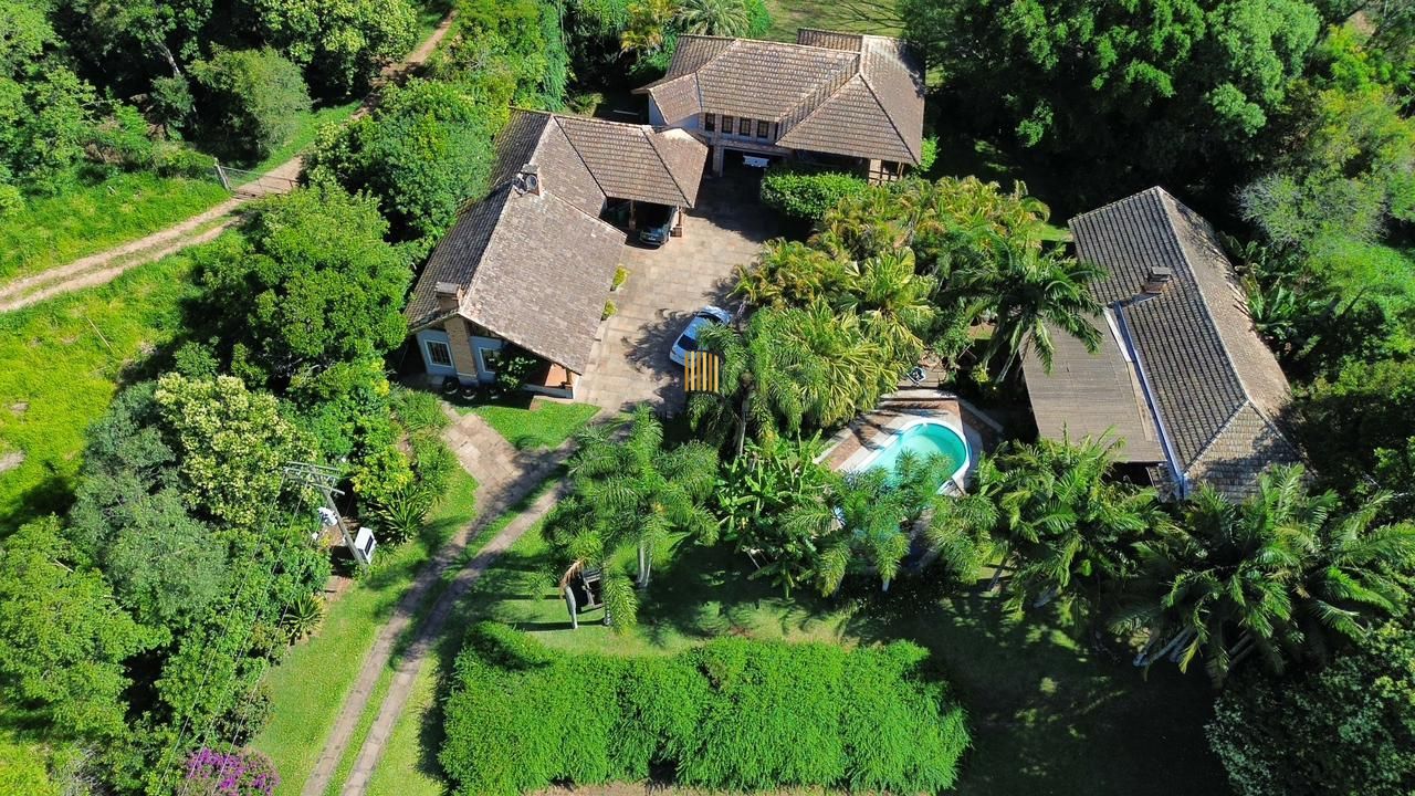 Sítio 3 dormitórios no bairro Belém Velho