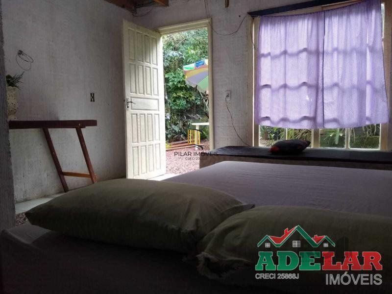 Apartamento no bairro Itapuã