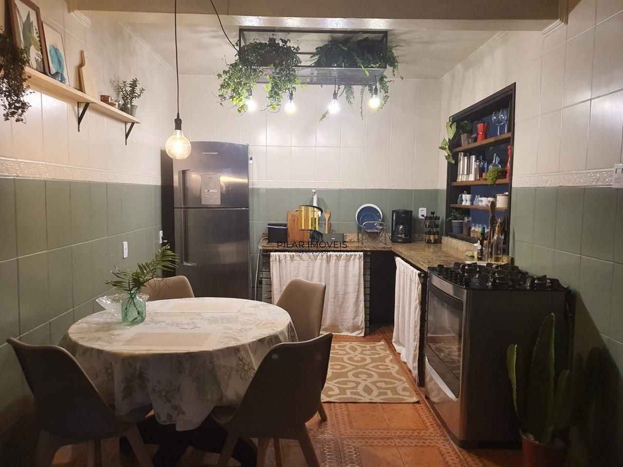 Casa 3 dormitórios no bairro Nonoai