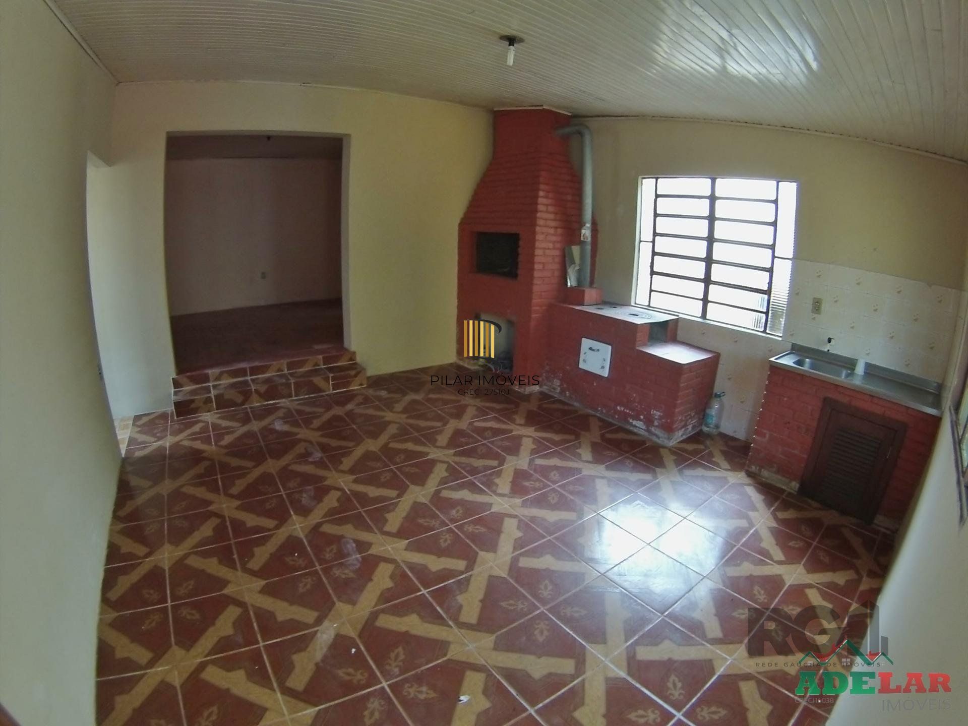 Casa 2 dormitórios no bairro Lami
