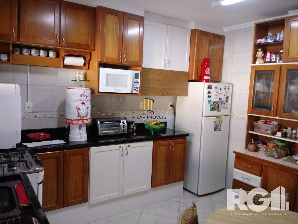 Casa 3 dormitórios no bairro Espírito Santo