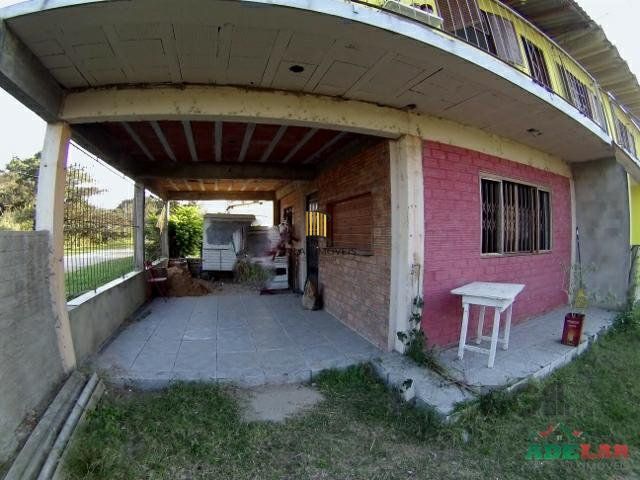 Apartamento 6 dormitórios no bairro Itapuã
