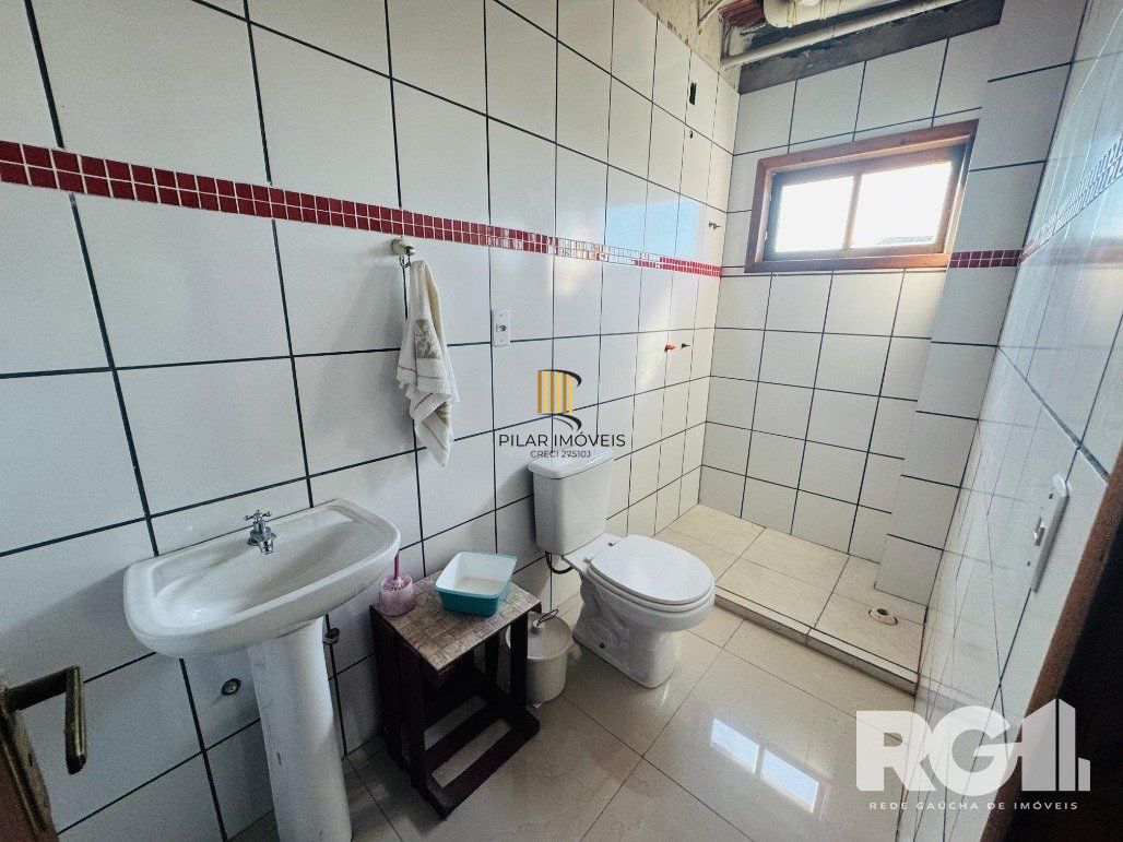 Casa 6 dormitórios no bairro Lageado