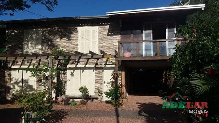 Apartamento no bairro Itapuã
