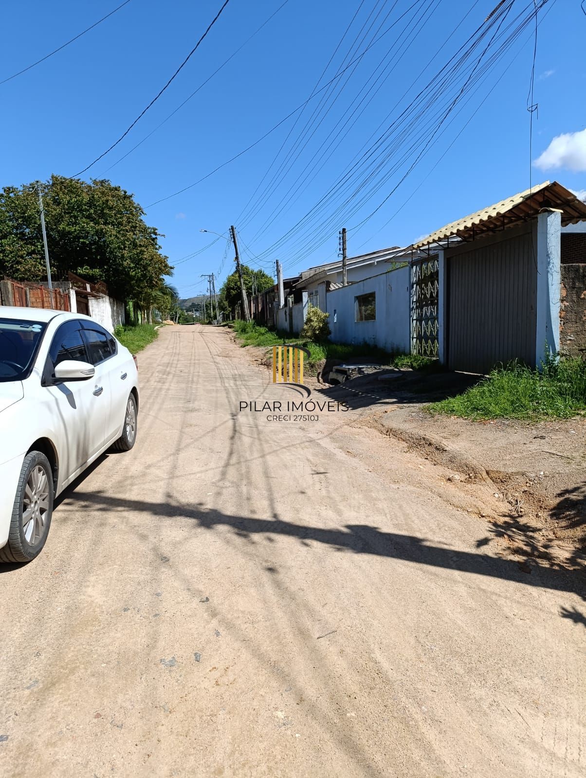 Casa 3 dormitórios no bairro Restinga