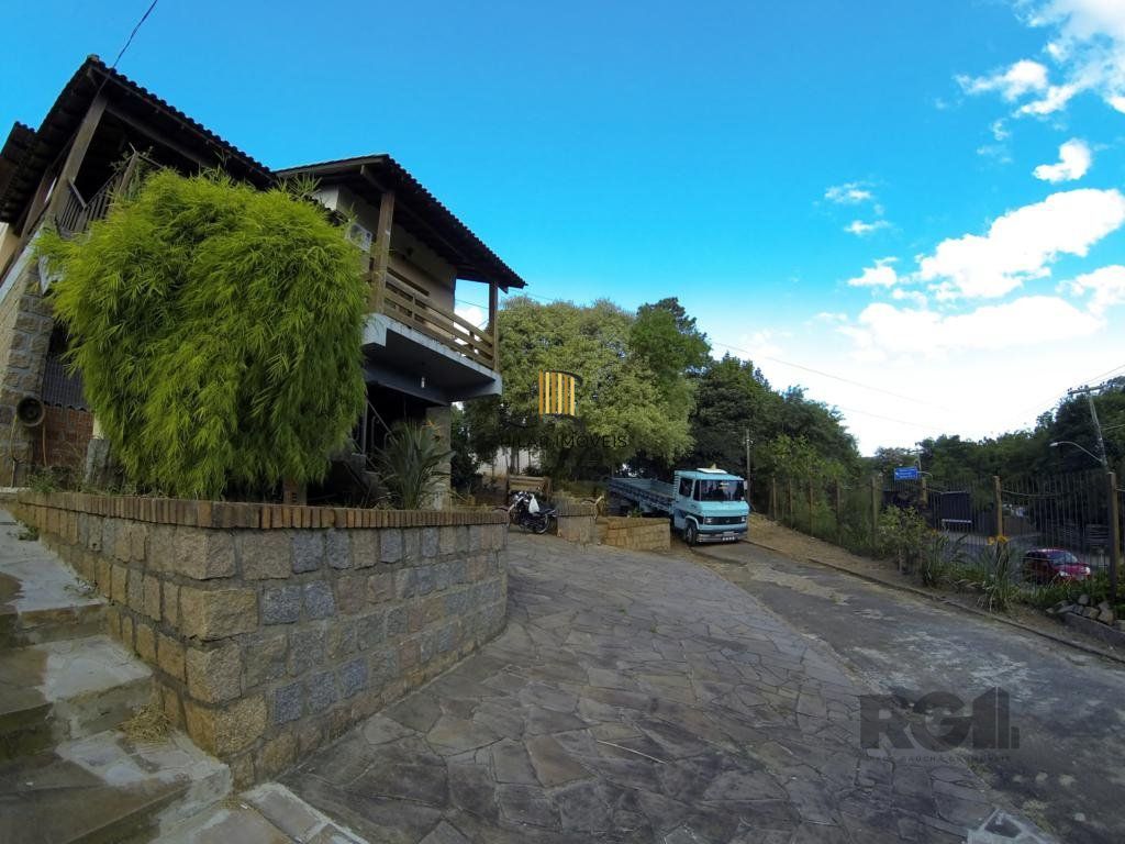 Casa 3 dormitórios no bairro Vila Nova