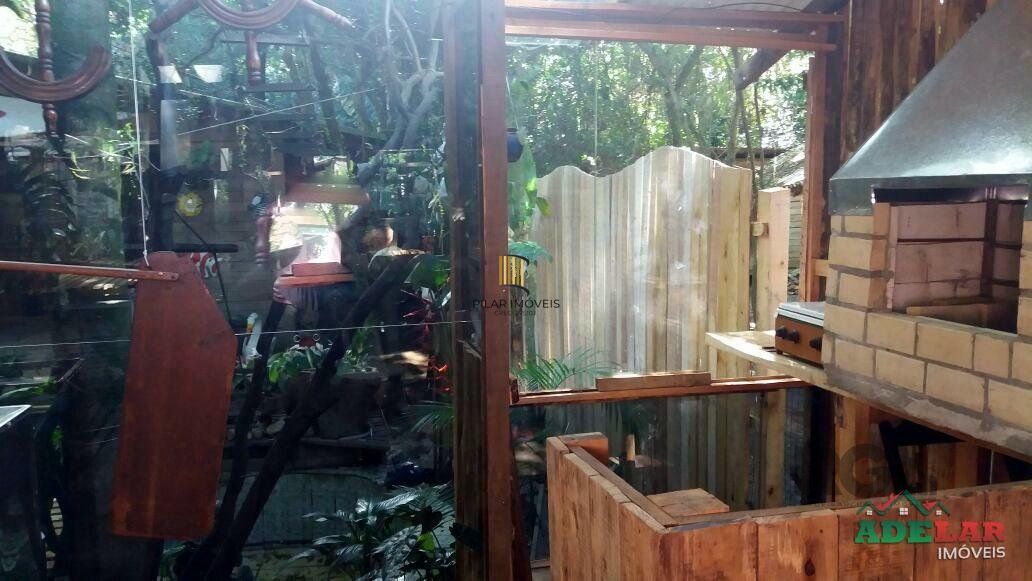 Apartamento no bairro Itapuã
