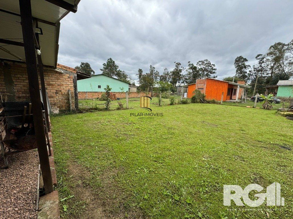 Casa 2 dormitórios no bairro Itapuã