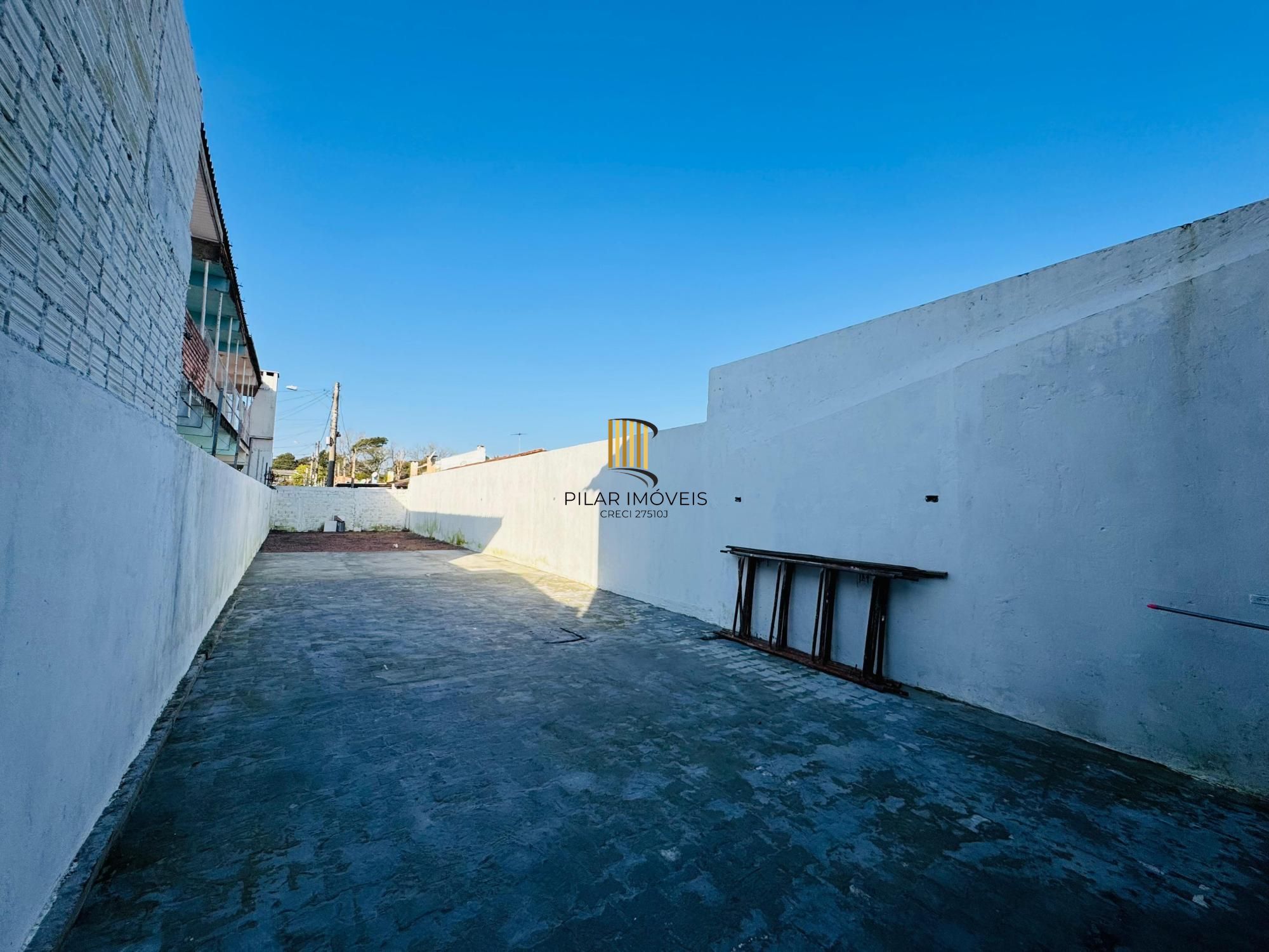 Casa 2 dormitórios no bairro Restinga