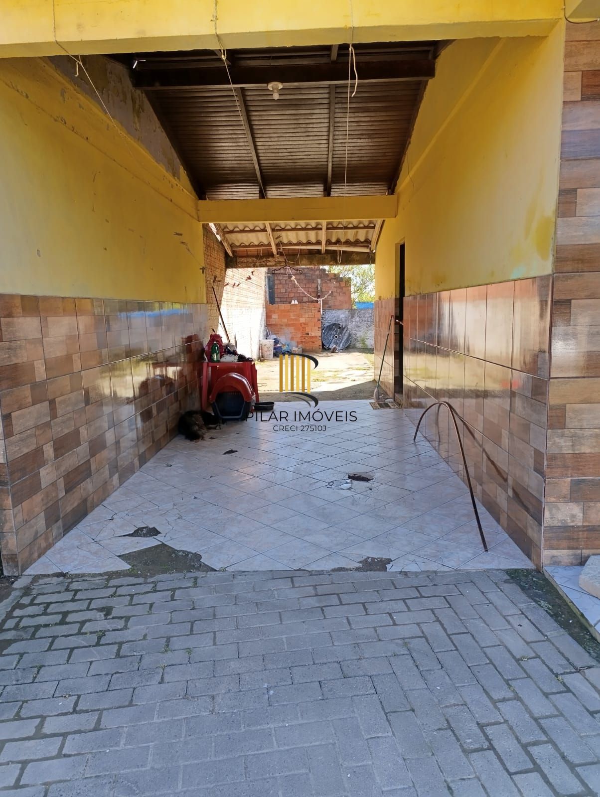 Casa 2 dormitórios no bairro Lami