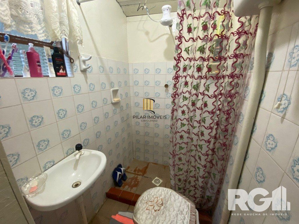 Sítio 3 dormitórios no bairro Itapuã