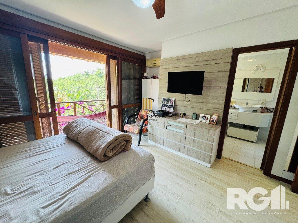 Casa 2 dormitórios no bairro Belém Novo