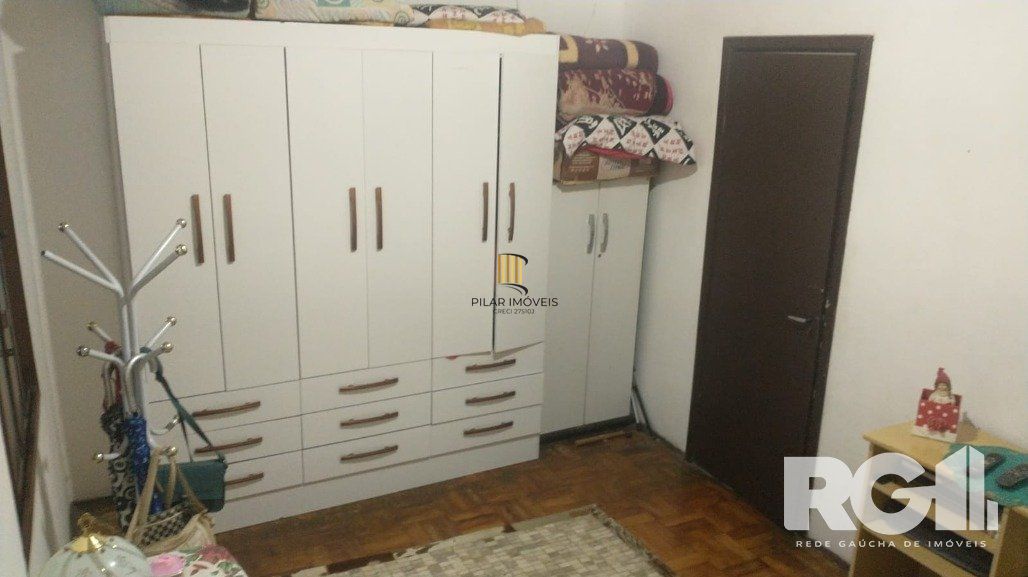 Casa 2 dormitórios no bairro Restinga