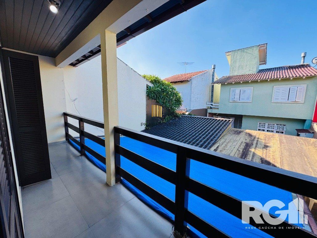 Casa 4 dormitórios no bairro Hípica