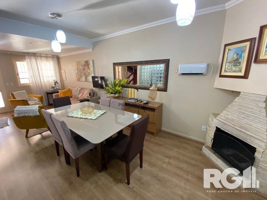 Casa 4 dormitórios no bairro Ipanema