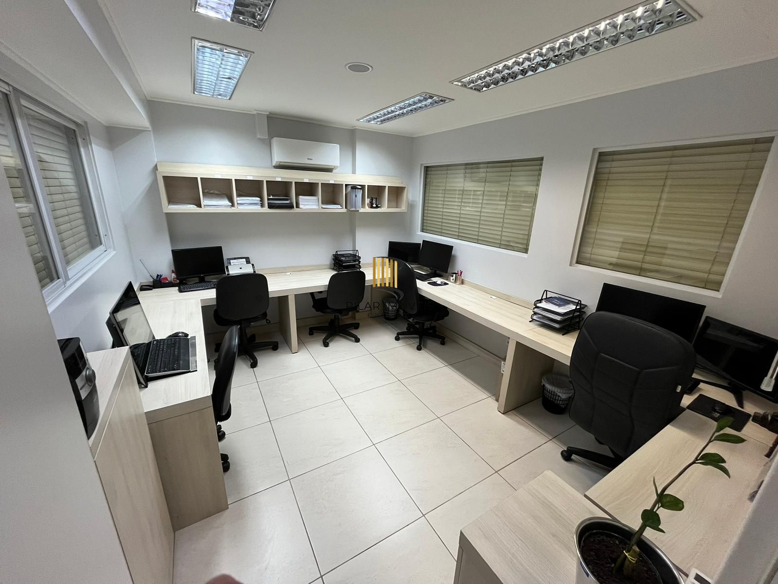 Sala Comercial 6 dormitórios no bairro Centro Histórico