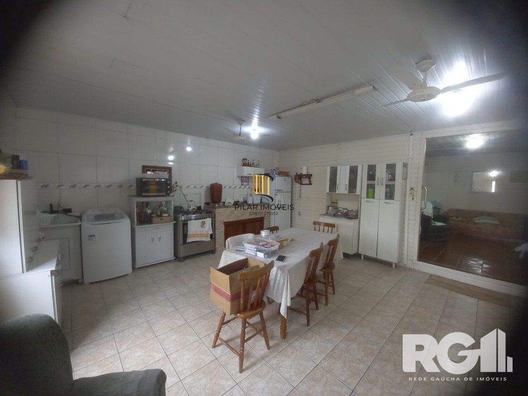 Casa 2 dormitórios no bairro Lami
