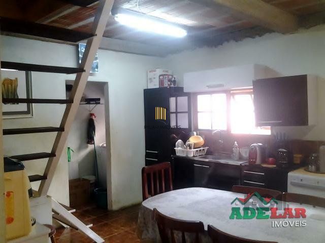 Casa 4 dormitórios no bairro Restinga