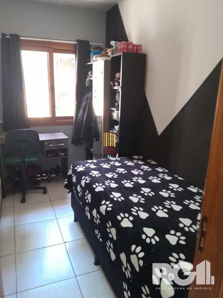 Casa 3 dormitórios no bairro Hípica