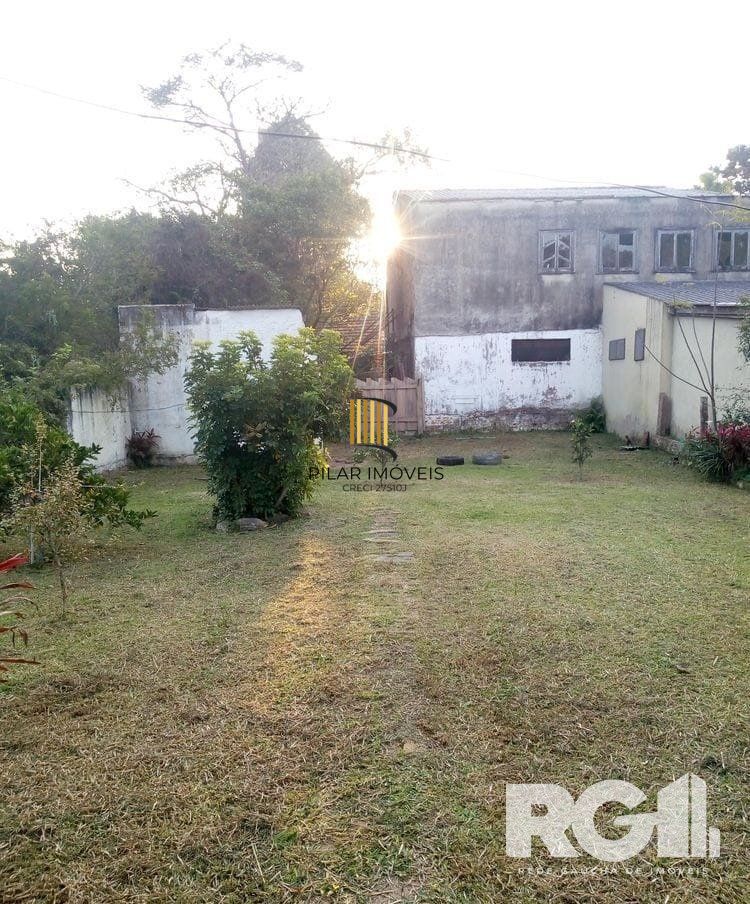 Casa 2 dormitórios no bairro Lami