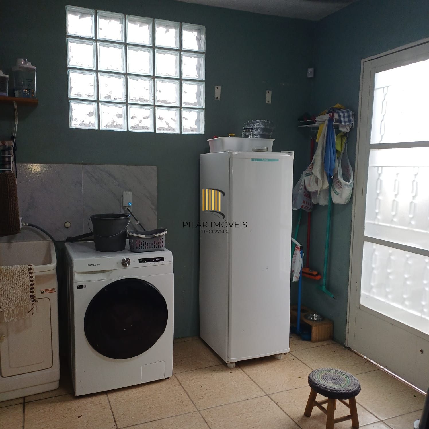 Casa 3 dormitórios no bairro Nonoai