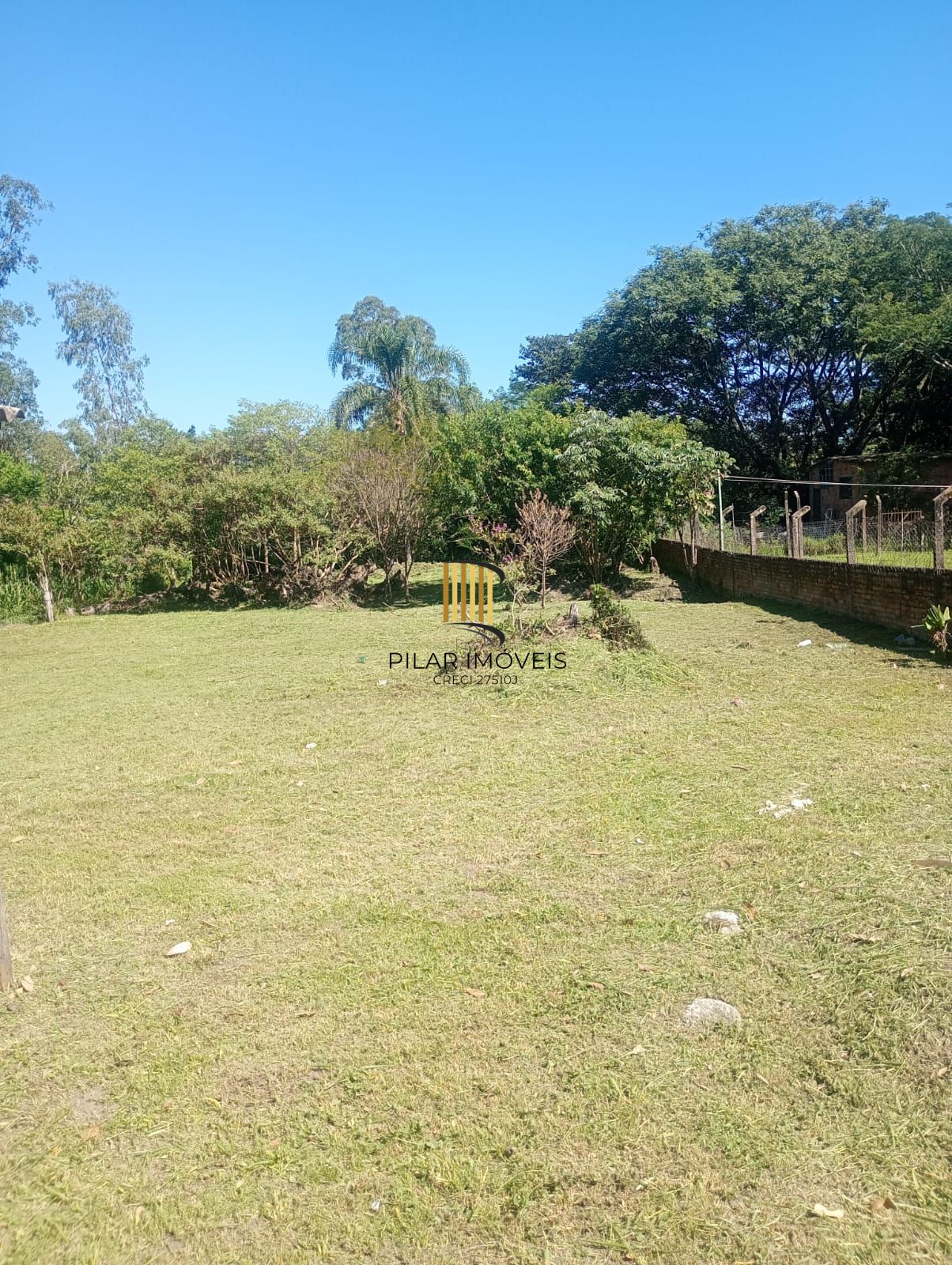 Chácara 2 dormitórios no bairro Parque Florestal Itapuã
