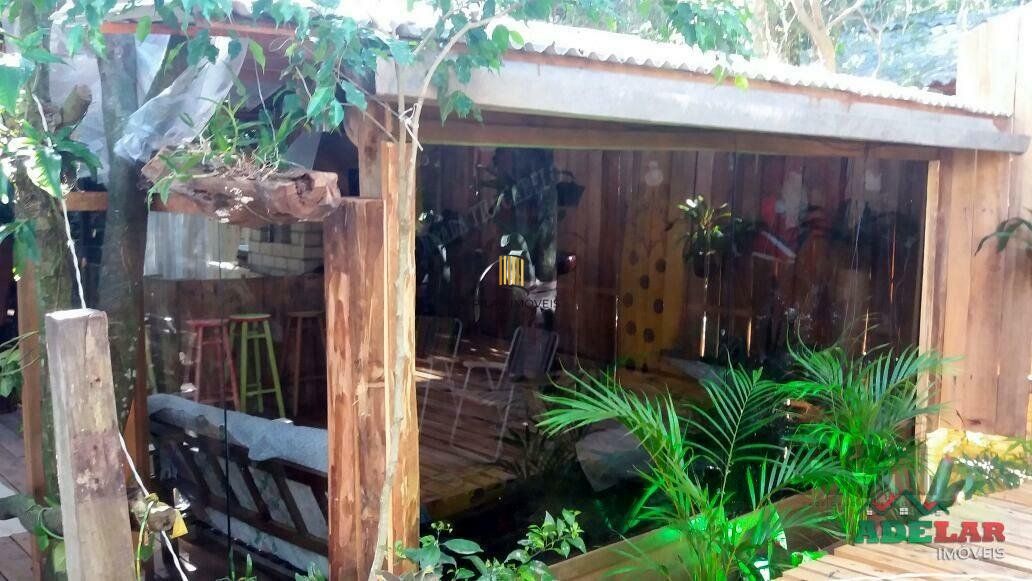 Apartamento no bairro Itapuã