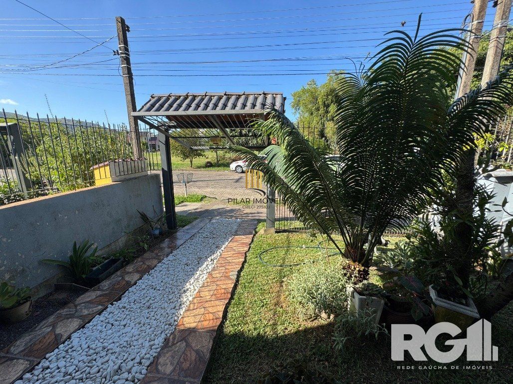 Casa 3 dormitórios no bairro Hípica