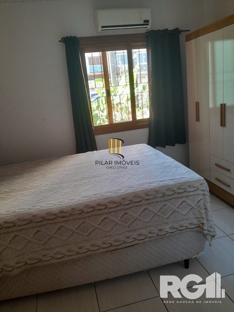 Casa 3 dormitórios no bairro Hípica