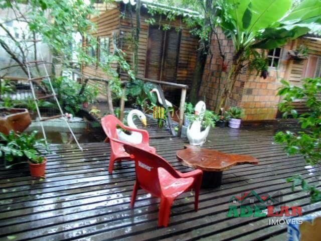 Apartamento no bairro Itapuã